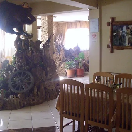 Lovec Guest house *