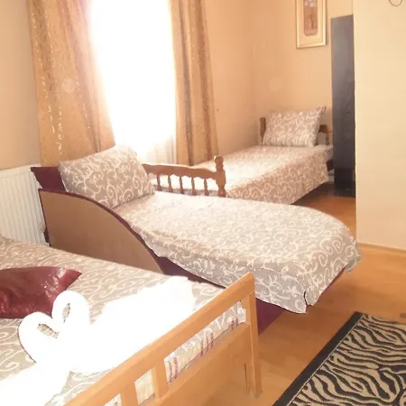 Guest house Lovec *